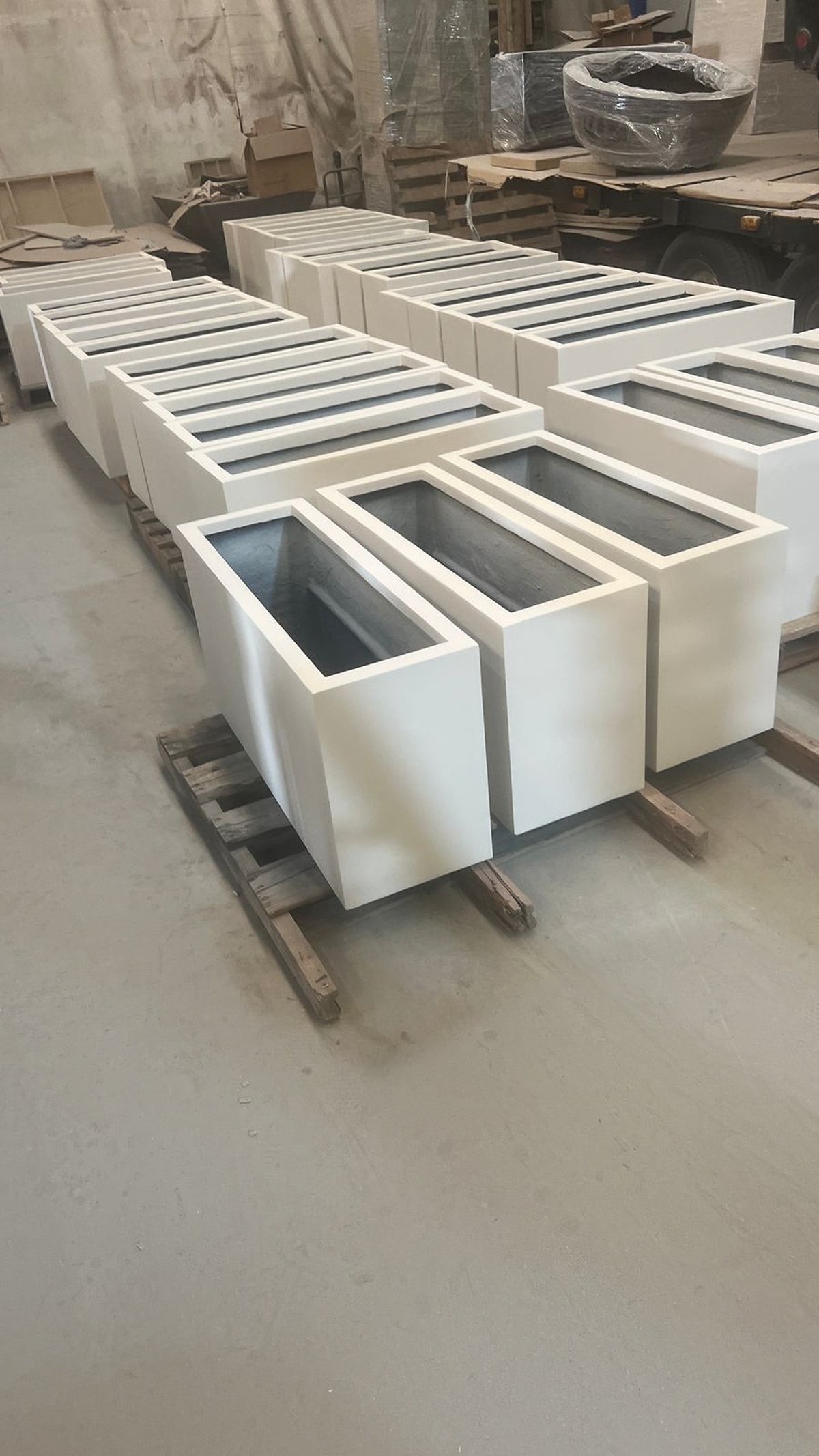 pure-design-werx-rectangular-trough-planters-production-line