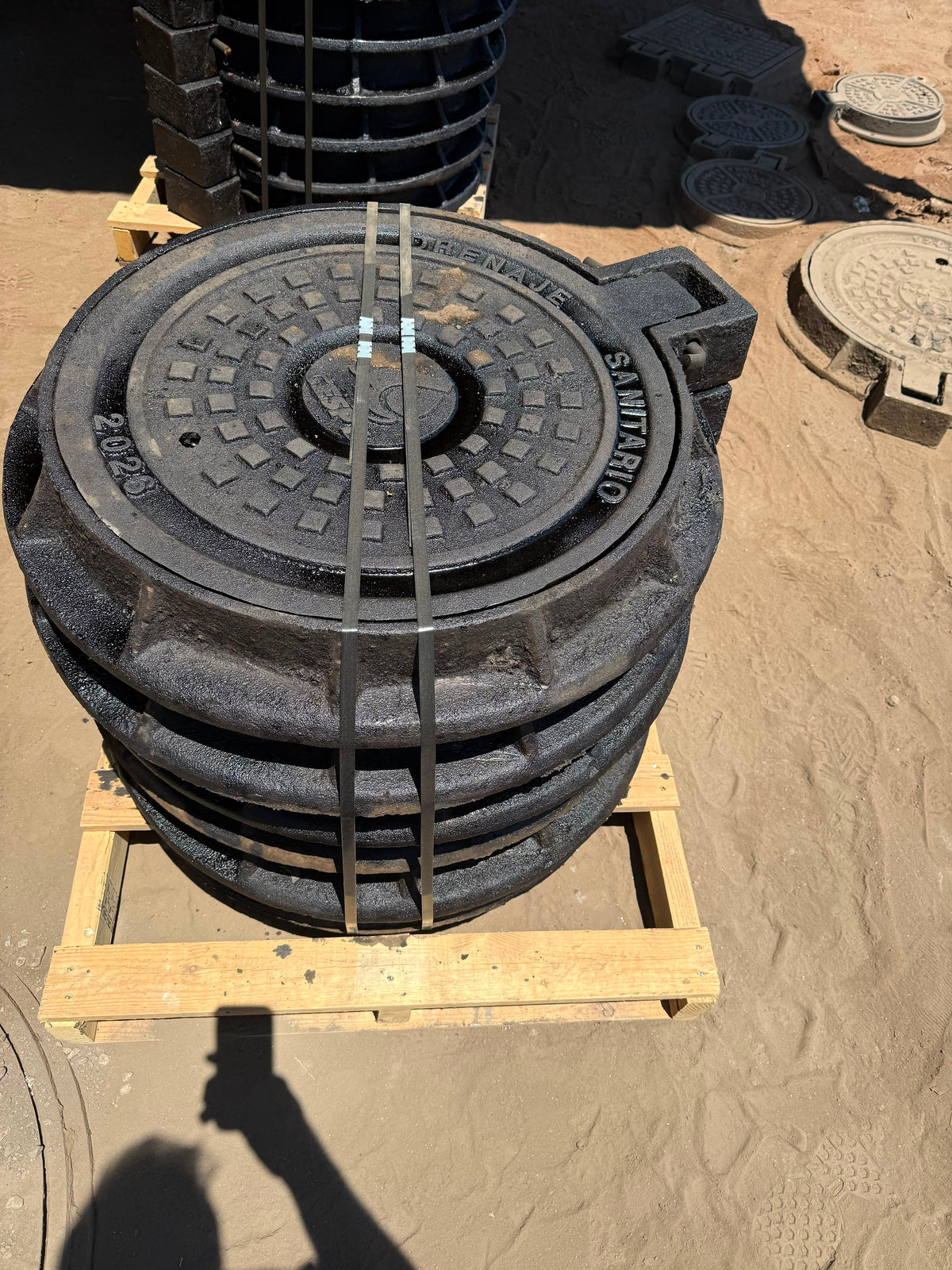 pure-design-werx-round-metal-tree-grates-stacked-pallet
