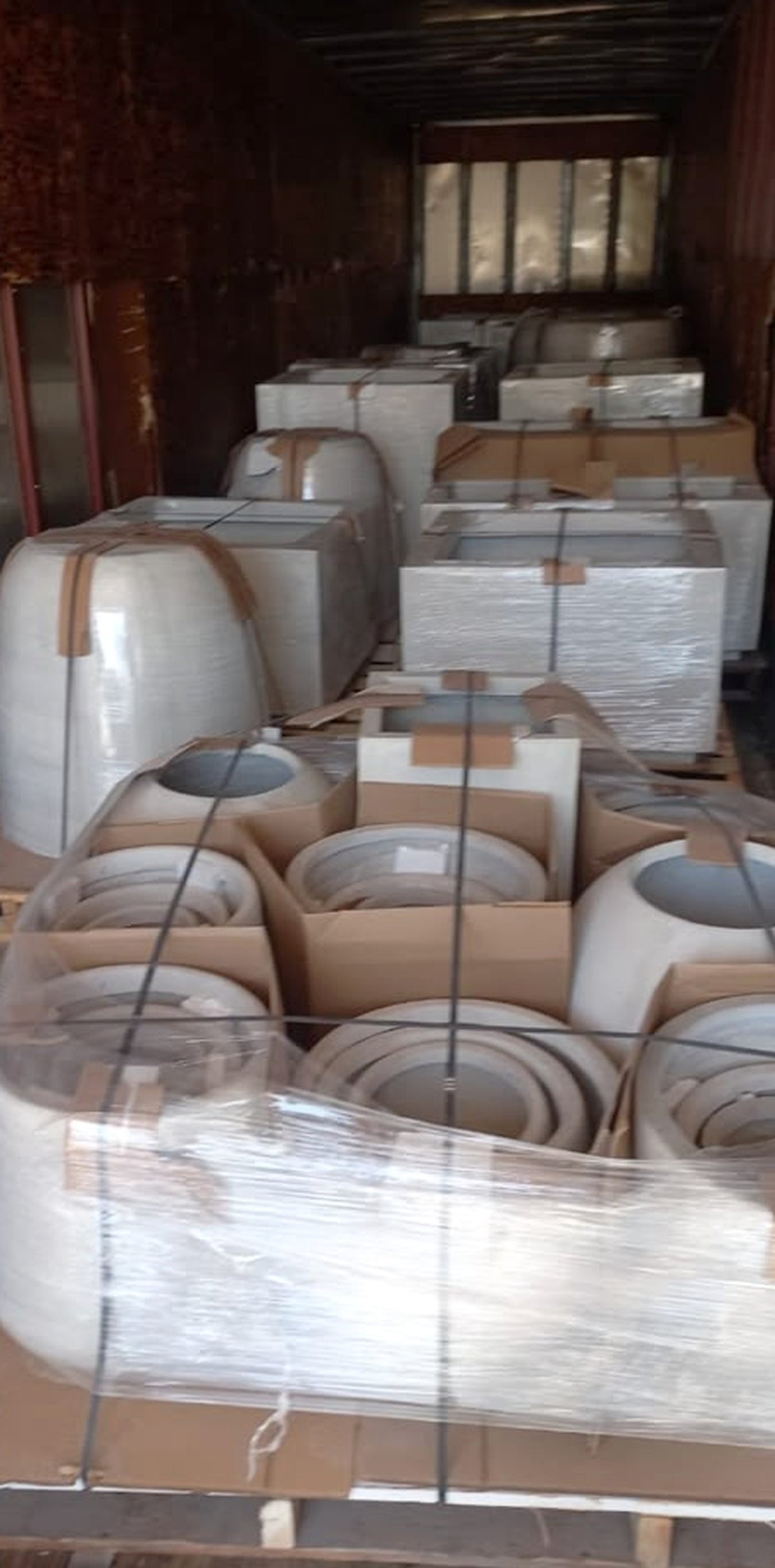 pure-design-werx-round-planters-warehouse-inventory
