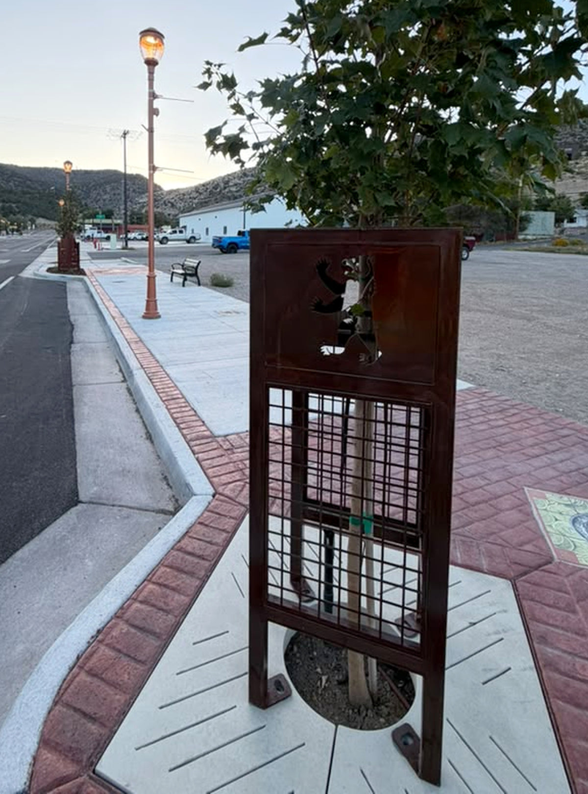 pure-design-werx-rust-finish-tree-guard-sidewalk-detail