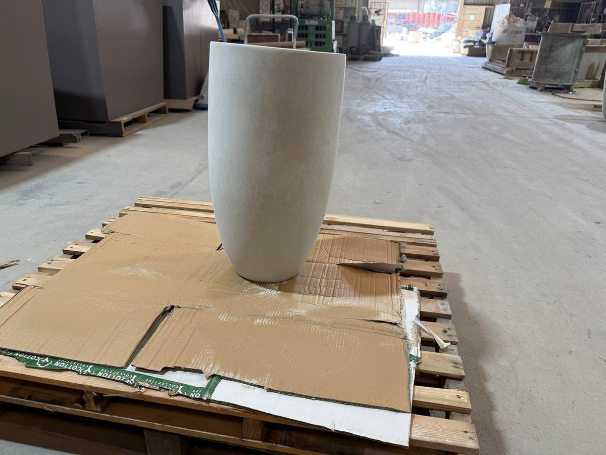 pure-design-werx-tall-cylindrical-planter-workshop