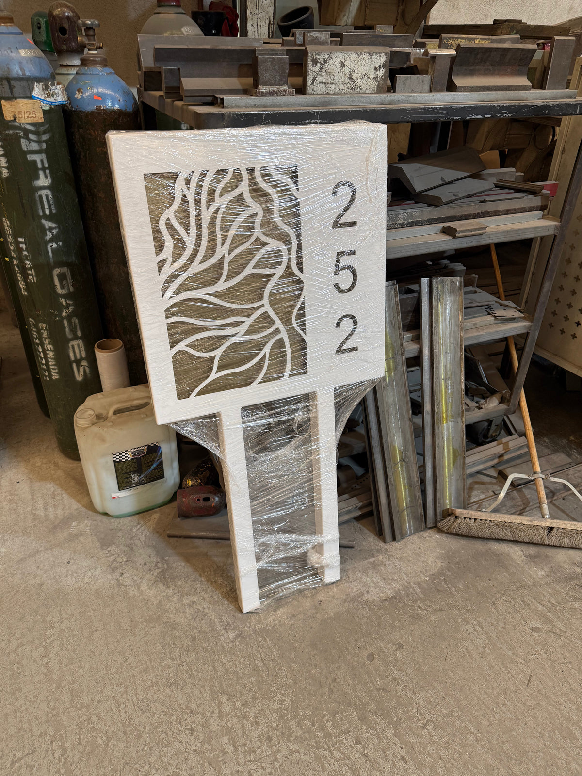 pure-design-werx-tree-pattern-address-sign-252