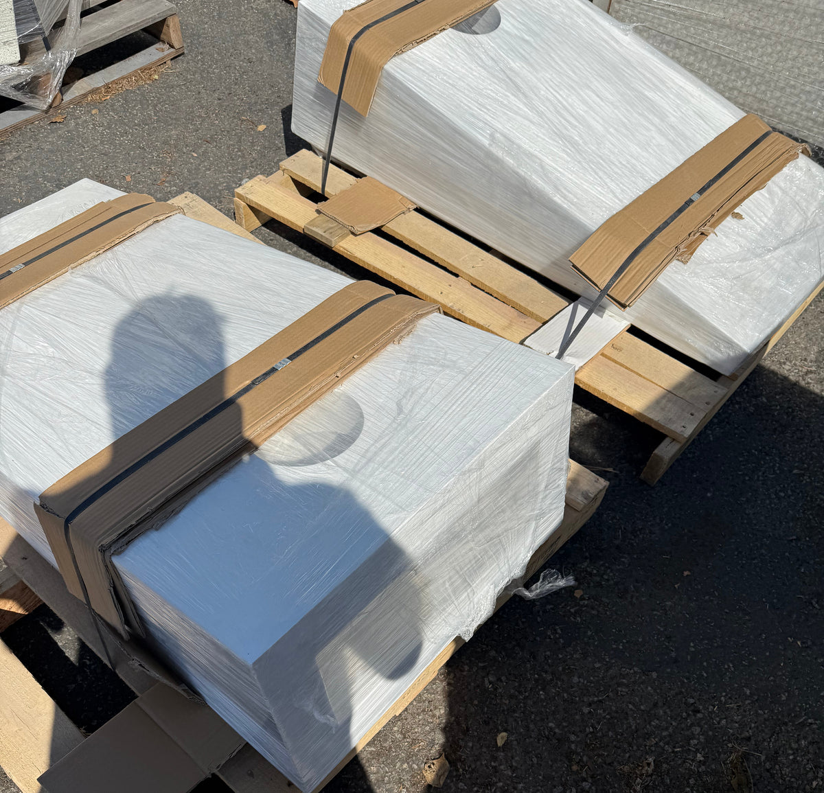 pure-design-werx-wrapped-concrete-components-pallet-detail